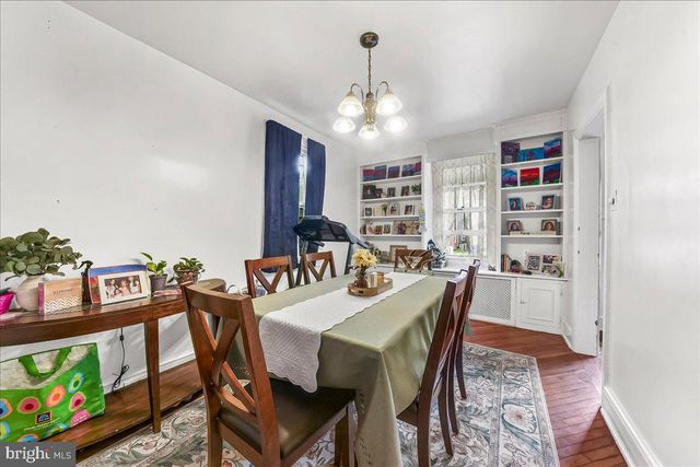 438 W 1ST AVE, Parkesburg, PA 19365