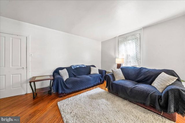 438 W 1ST AVE, Parkesburg, PA 19365