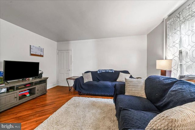 438 W 1ST AVE, Parkesburg, PA 19365