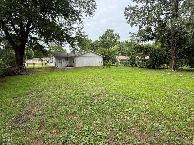 1407 Dana Debbie St Street, Jonesboro, AR 72405