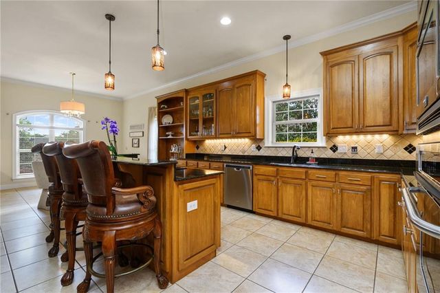 3215 Wynncliff Court W, Mobile, AL 36695