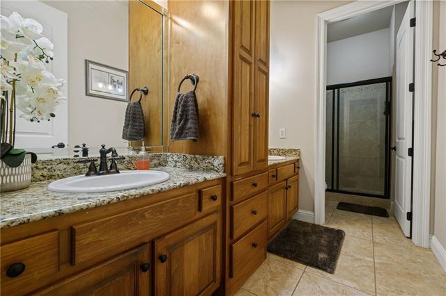 3215 Wynncliff Court W, Mobile, AL 36695