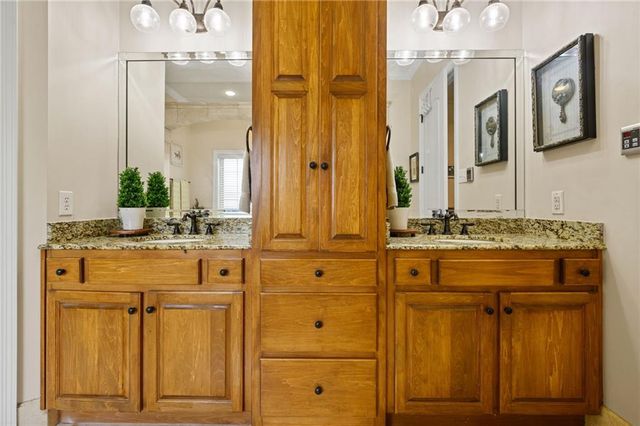 3215 Wynncliff Court W, Mobile, AL 36695