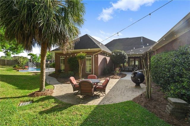 3215 Wynncliff Court W, Mobile, AL 36695