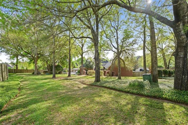 3215 Wynncliff Court W, Mobile, AL 36695