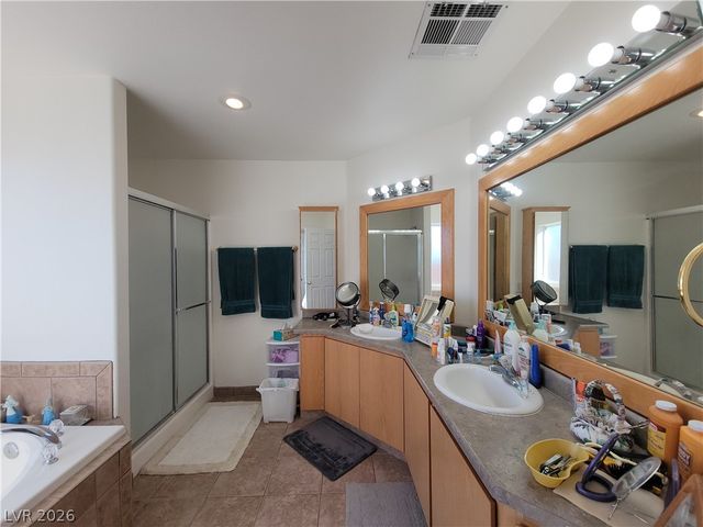 768 Weiser Ridge Street, Overton, NV 89040