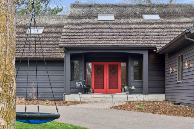 1815 Meadowwoods Trail, Medina, MN 55356