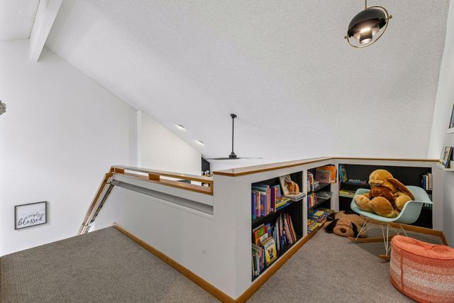 1815 Meadowwoods Trail, Medina, MN 55356