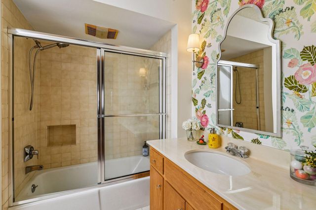 1815 Meadowwoods Trail, Medina, MN 55356