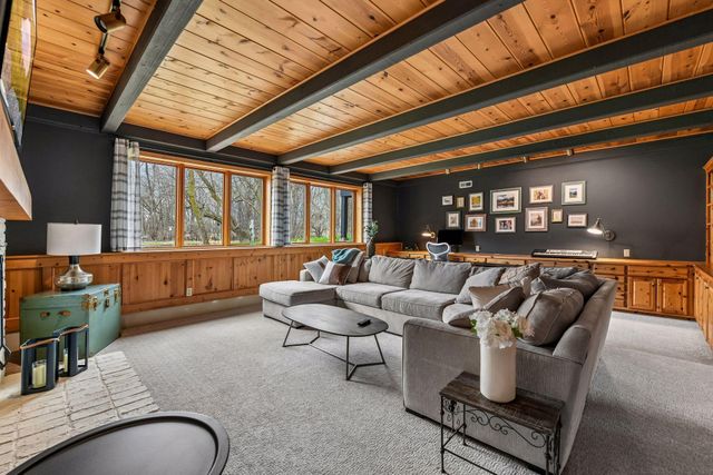 1815 Meadowwoods Trail, Medina, MN 55356