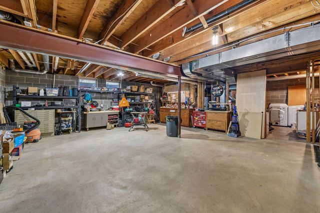 1815 Meadowwoods Trail, Medina, MN 55356