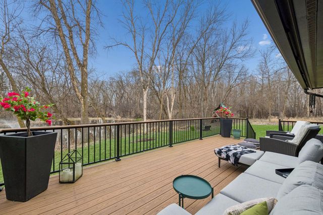 1815 Meadowwoods Trail, Medina, MN 55356