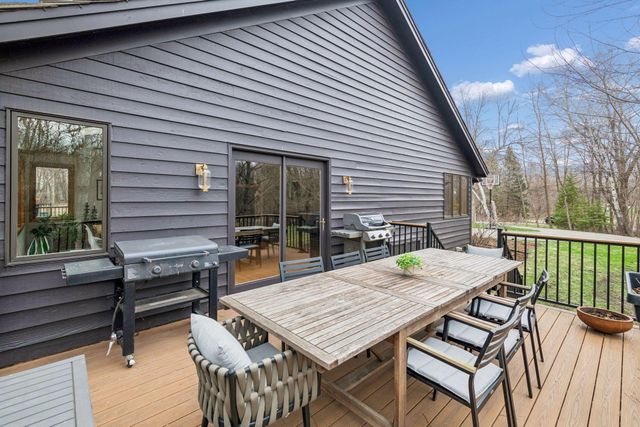 1815 Meadowwoods Trail, Medina, MN 55356