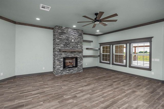 409 SW Applewood, Lawton, OK 73505