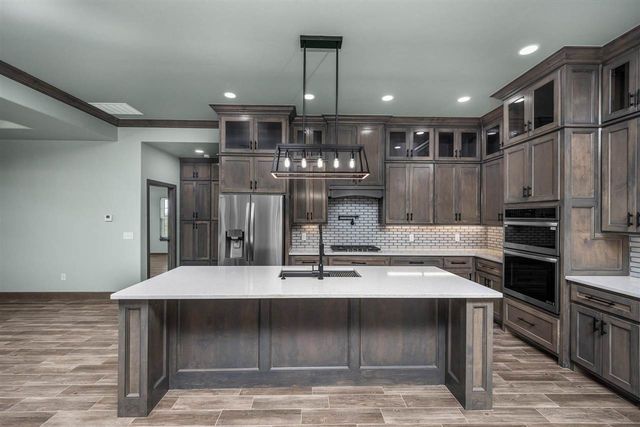409 SW Applewood, Lawton, OK 73505