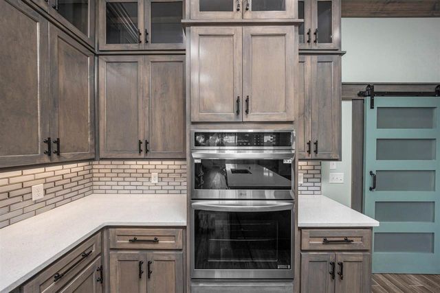 409 SW Applewood, Lawton, OK 73505