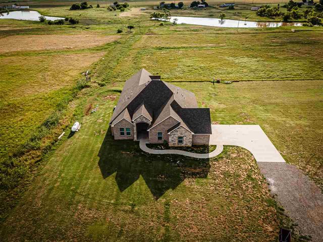 409 SW Applewood, Lawton, OK 73505