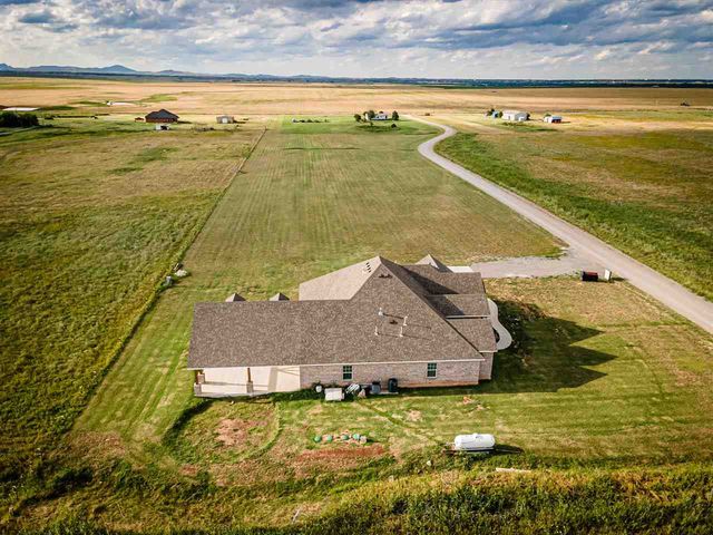 409 SW Applewood, Lawton, OK 73505
