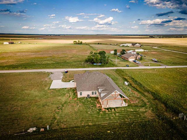 409 SW Applewood, Lawton, OK 73505