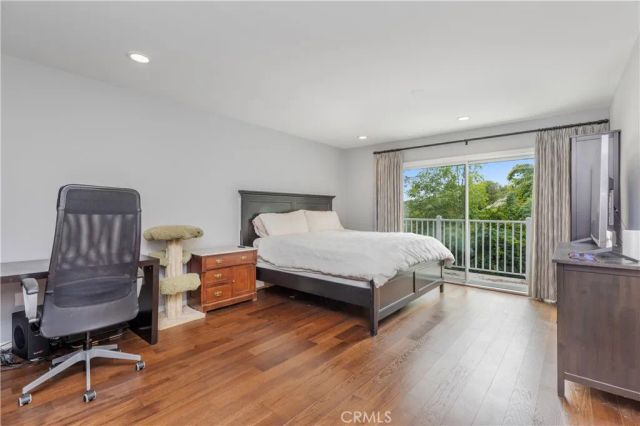 21809 Martinez, Woodland Hills, CA 91364