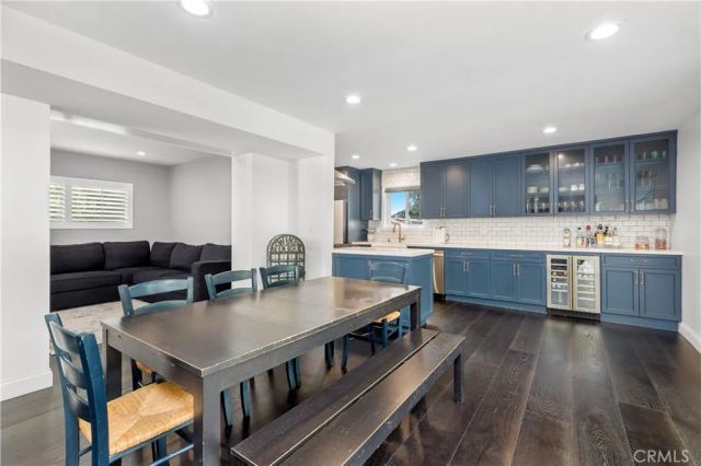 21809 Martinez, Woodland Hills, CA 91364
