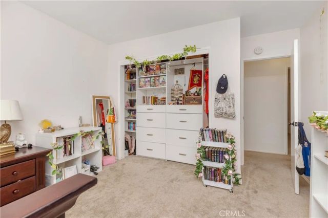 21809 Martinez, Woodland Hills, CA 91364