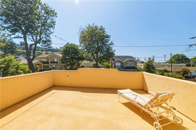 24214 Los Codona Avenue, Torrance, CA 90505