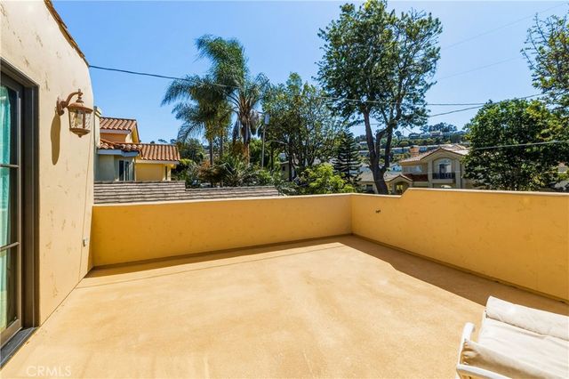 24214 Los Codona Avenue, Torrance, CA 90505