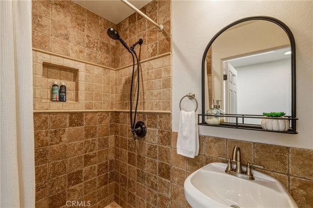 24214 Los Codona Avenue, Torrance, CA 90505