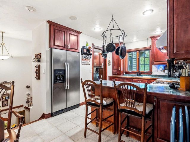 900 MT HOOD COURT, Green Bay, WI 54311