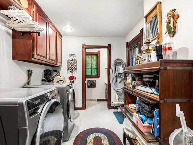 900 MT HOOD COURT, Green Bay, WI 54311
