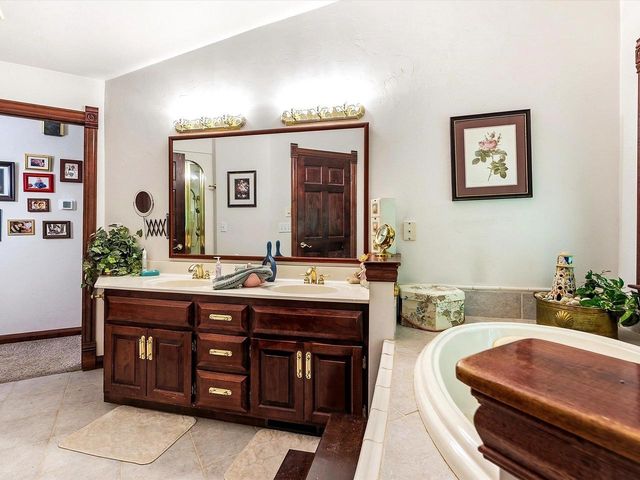 900 MT HOOD COURT, Green Bay, WI 54311