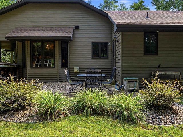 900 MT HOOD COURT, Green Bay, WI 54311