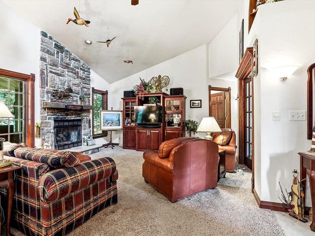 900 MT HOOD COURT, Green Bay, WI 54311