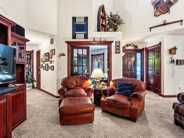 900 MT HOOD COURT, Green Bay, WI 54311