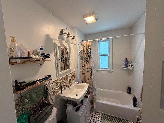 5 Partridge Avenue, Somerville, MA 02145