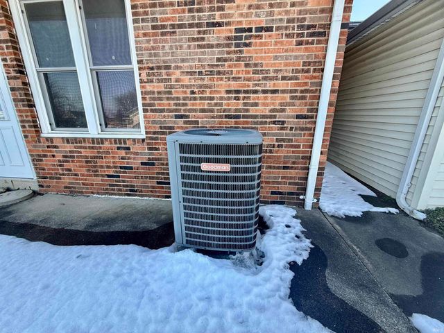 201 N Second Street, Owensville, IN 47665