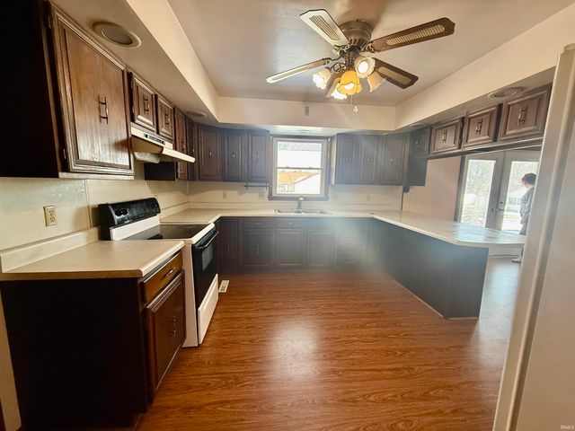 201 N Second Street, Owensville, IN 47665