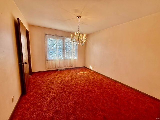 201 N Second Street, Owensville, IN 47665