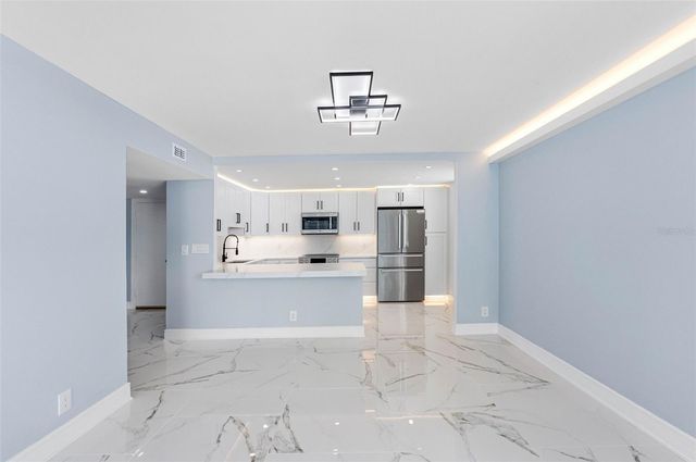 1400 GULF BOULEVARD 409, Clearwater Beach, FL 33767