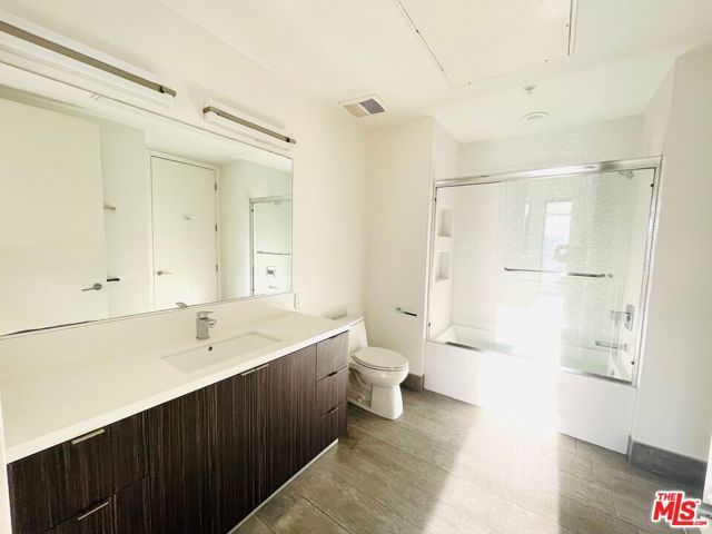 1122 Gayley 408, Westwood, CA 90024