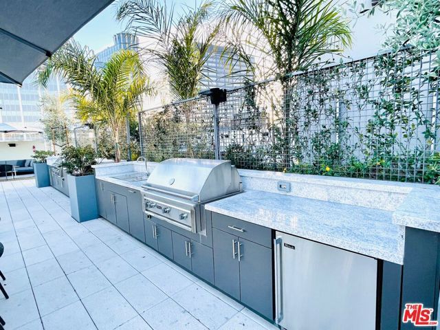 1122 Gayley 408, Westwood, CA 90024