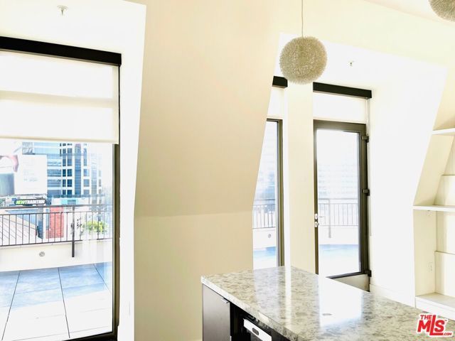 1122 Gayley 408, Westwood, CA 90024