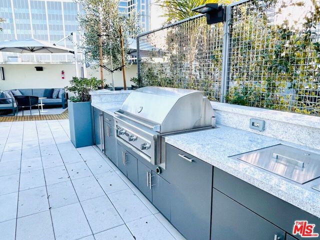 1122 Gayley 408, Westwood, CA 90024
