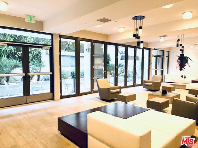 1122 Gayley 408, Westwood, CA 90024