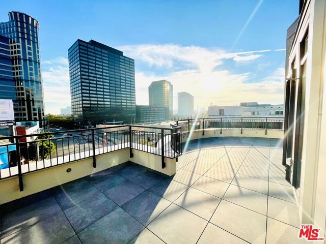 1122 Gayley 408, Westwood, CA 90024