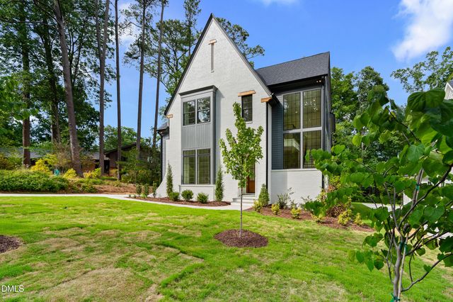 6 Chantilly Place, Durham, NC 27707