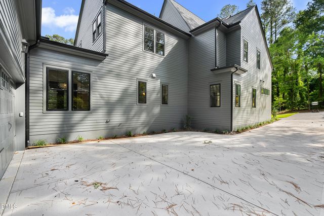 6 Chantilly Place, Durham, NC 27707