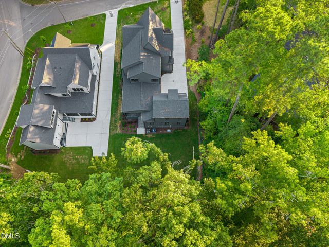 6 Chantilly Place, Durham, NC 27707