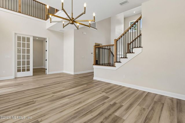 536 E KESLEY Lane, St. Johns, FL 32259